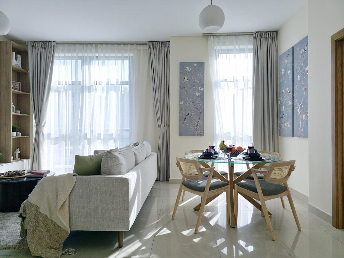 Dayf-cla Downtown Boulevard Chic 1bdr Study Apartment Dubai